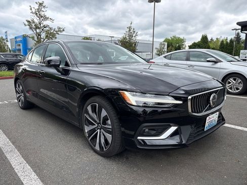 Used 2023 Volvo S60 B5 Ultimate w/ Climate Package AWD/4WD image 2