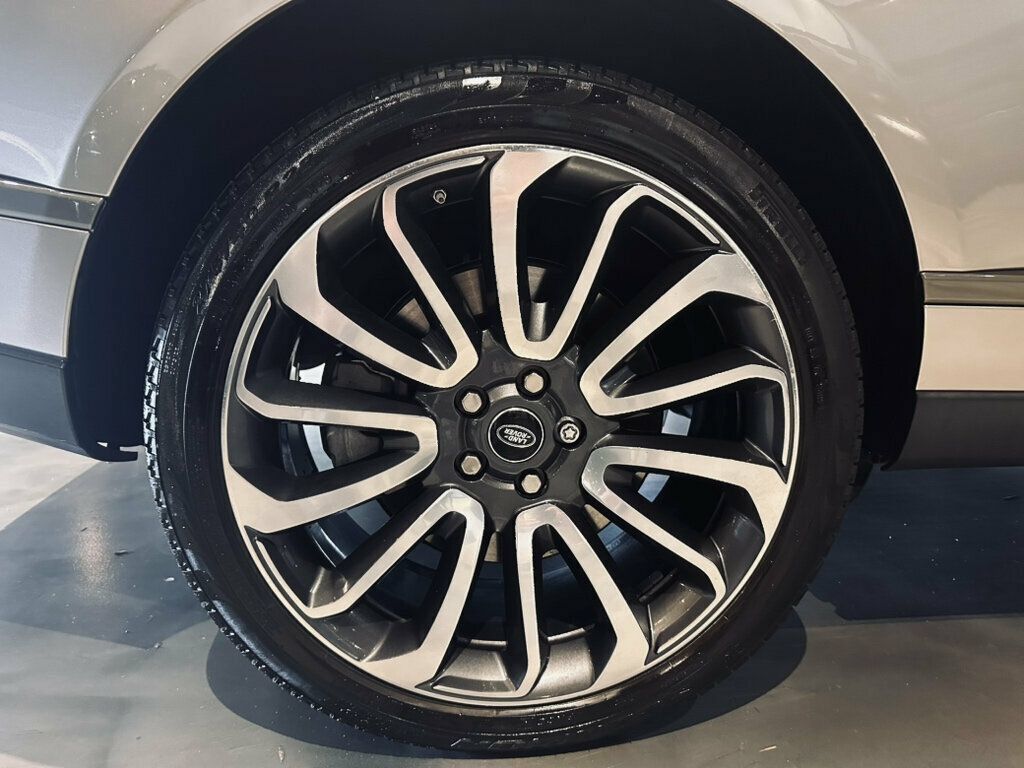 Used 2020 Land Rover Range Rover Autobiography AWD/4WD image 32