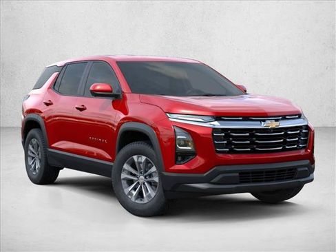 New 2026 Chevrolet Equinox LT w/ Convenience Package II FWD image 2