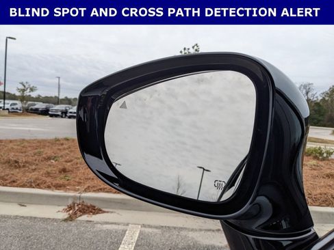 Certified 2026 Chrysler Pacifica Select w/ S Appearance Package image 7