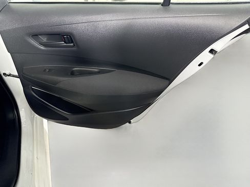 Used 2022 Toyota Corolla LE FWD image 27