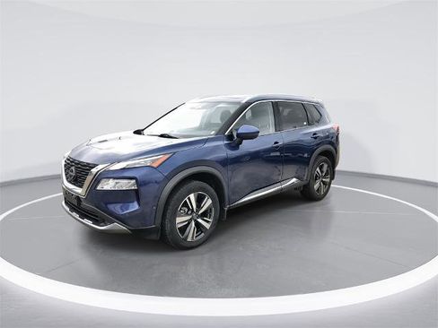 Certified 2023 Nissan Rogue SL w/ SL Premium Package image 4