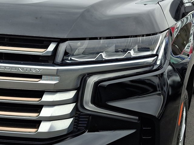 Used 2021 Chevrolet Tahoe High Country w/ Premium Package AWD/4WD image 12