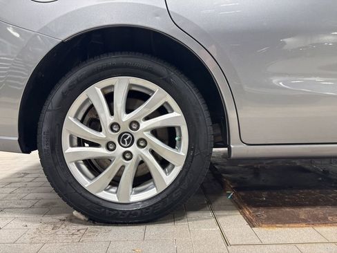 Used 2014 MAZDA MAZDA5 Sport image 27