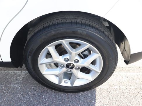 Used 2025 Kia Soul LX w/ LX Technology Package image 14