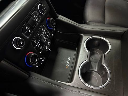 Used 2024 Chevrolet Tahoe LT image 21