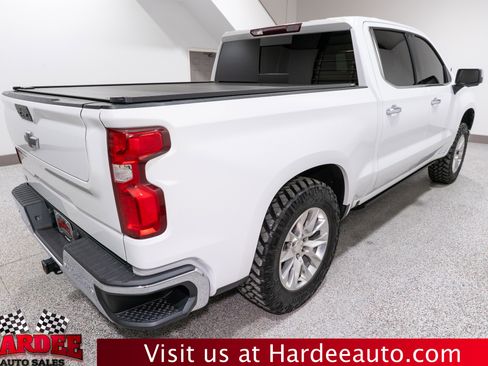 Used 2021 Chevrolet Silverado 1500 LTZ w/ LTZ Premium Package image 5