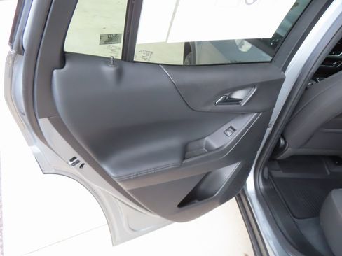 New 2026 Chevrolet Equinox LT w/ LPO, Floor Liner Package image 25