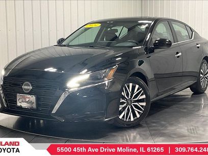 Used 2024 Nissan Altima 2.5 SV w/ SV Premium Package