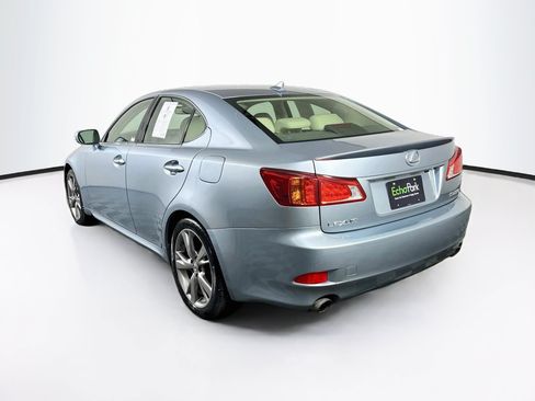 Used 2010 Lexus IS 250 w/ Preferred Accessory Package RWD image 5