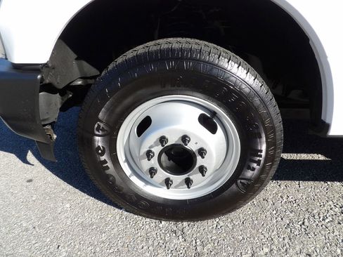 Used 2018 Ford F350 XL w/ Power Equipment Group image 55