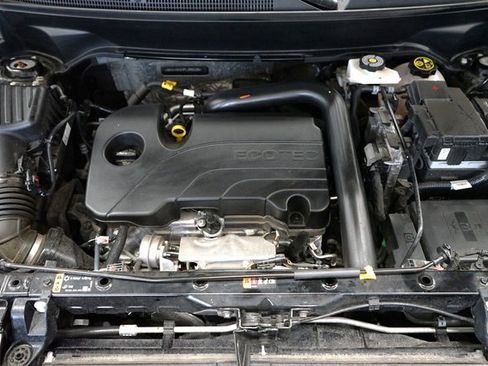 Used 2023 Chevrolet Equinox LS w/ Driver Confidence II Package image 44