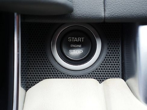 Used 2019 Land Rover Range Rover Sport Supercharged AWD/4WD image 37