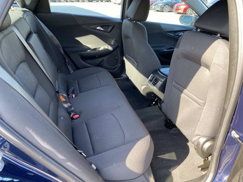 Used 2021 Chevrolet Malibu LT FWD image 22