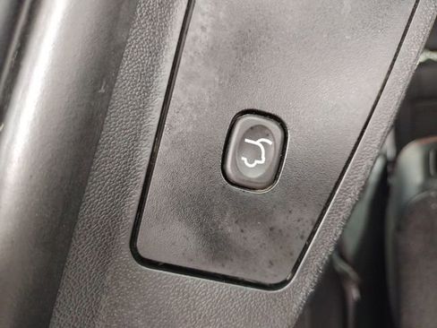 Used 2019 Dodge Grand Caravan GT image 40