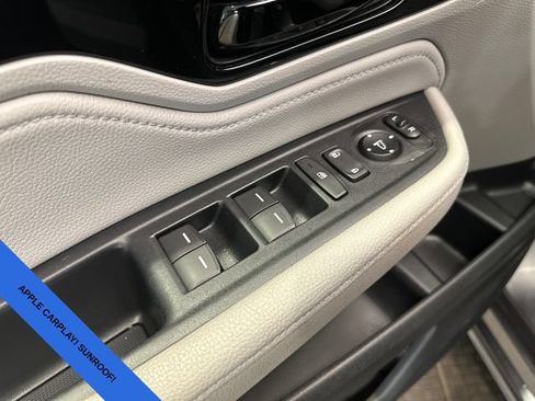 Used 2023 Honda Odyssey Touring image 11