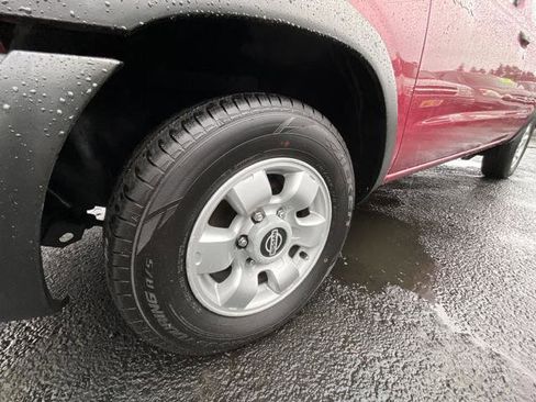 Used 1998 Nissan Frontier XE image 18