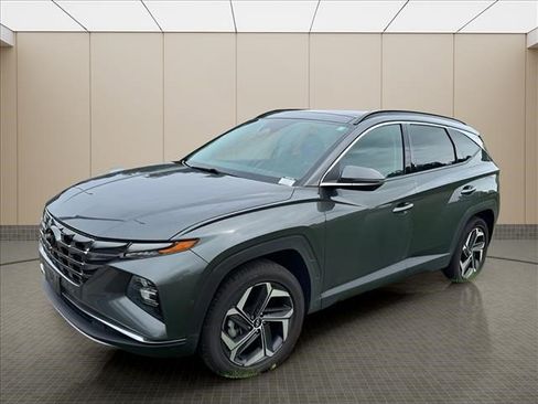Used 2022 Hyundai Tucson Limited w/ Cargo Package AWD/4WD image 2