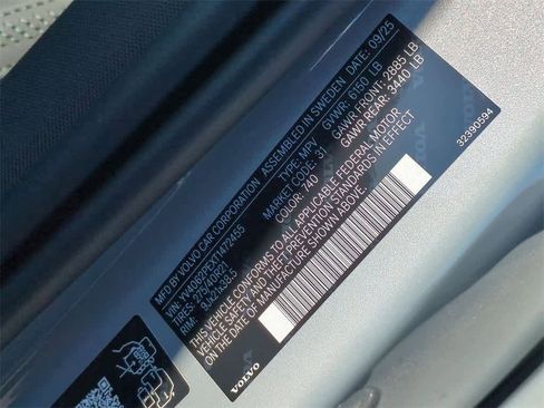 New 2026 Volvo XC90 B6 Plus w/ Protection Package Premier image 27