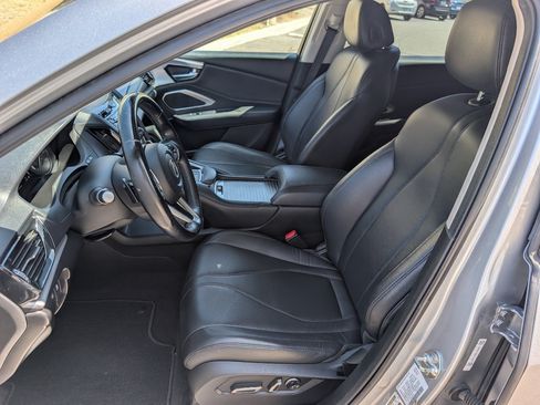 Used 2020 Acura RDX FWD image 2