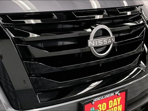 New 2025 Nissan Pathfinder Platinum w/ Lighting Package (N93) image 14