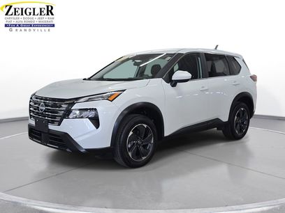 Used 2024 Nissan Rogue SV