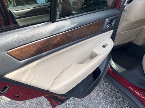 Used 2015 Subaru Outback 2.5i Limited image 14