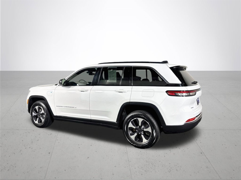 Used 2024 Jeep Grand Cherokee Limited 4xe AWD/4WD image 8