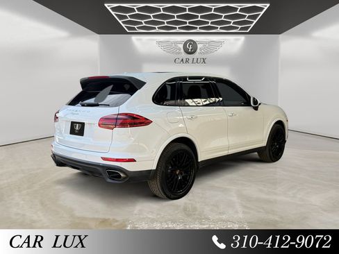 Used 2018 Porsche Cayenne Platinum Edition w/ Premium Package image 5