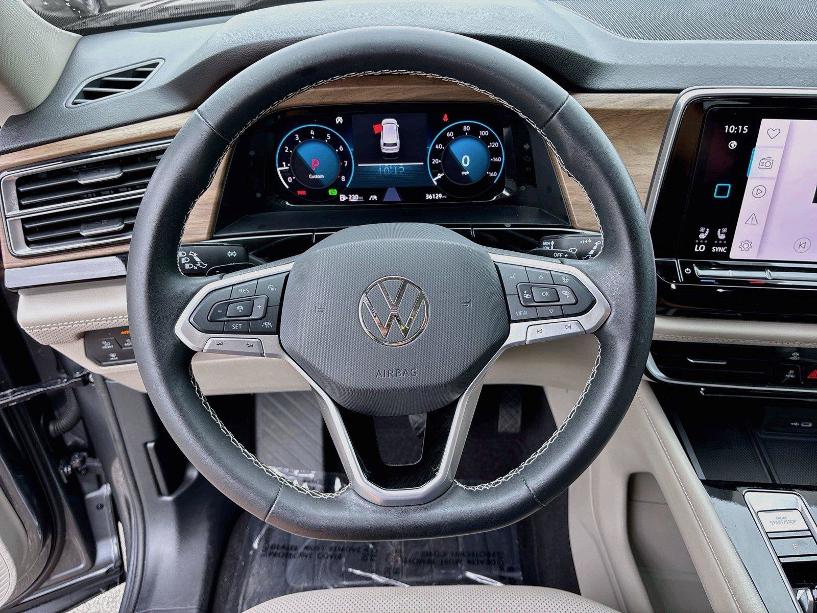 Used 2024 Volkswagen Atlas SE FWD image 11