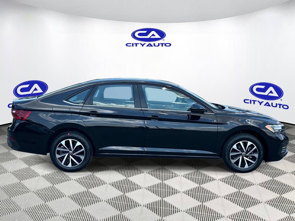 Used 2024 Volkswagen Jetta S FWD image 2
