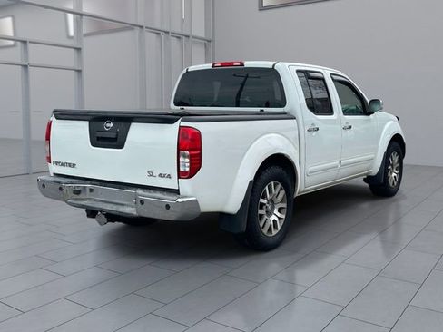 Used 2013 Nissan Frontier SL w/ Moonroof Pkg AWD/4WD image 4