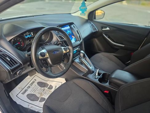 Used 2012 Ford Focus Titanium w/ Titanium Handling Pkg FWD image 32