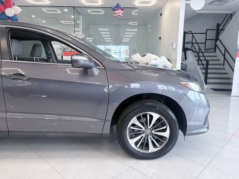 Used 2018 Acura RDX AWD w/ Advance Package image 9
