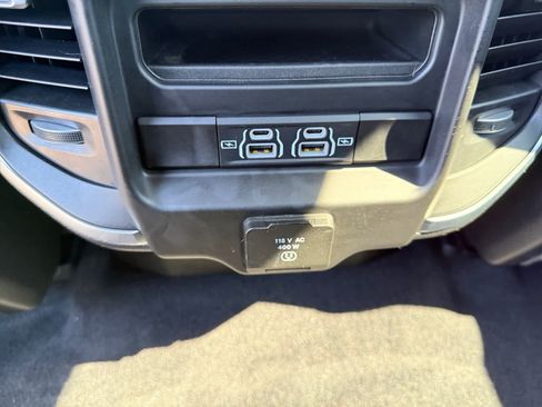 Used 2025 RAM 1500 Big Horn AWD/4WD image 19