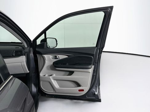 Used 2020 Honda Pilot EX-L image 34