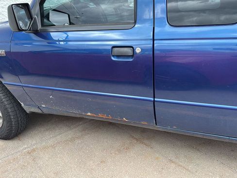 Used 2011 Ford Ranger XLT AWD/4WD image 10