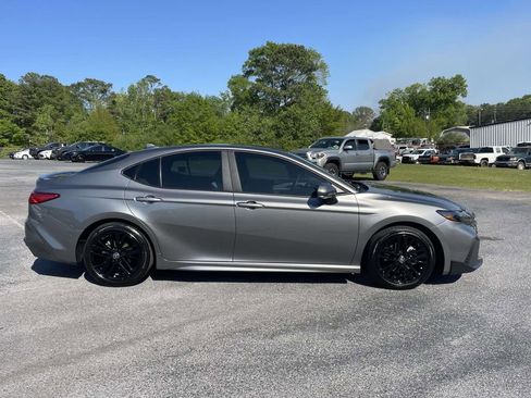 Used 2026 Toyota Camry SE w/ Multimedia Upgrade Package image 2