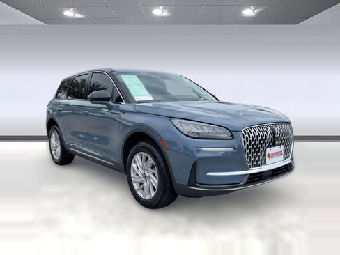 Used 2025 Lincoln Corsair FWD image 7