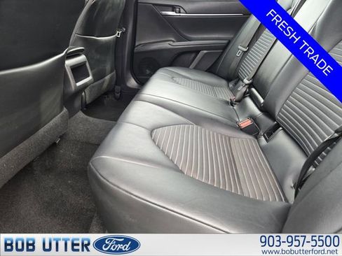 Used 2021 Toyota Camry SE image 27