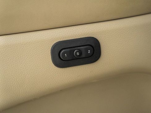 Used 2014 Jeep Grand Cherokee Limited image 46