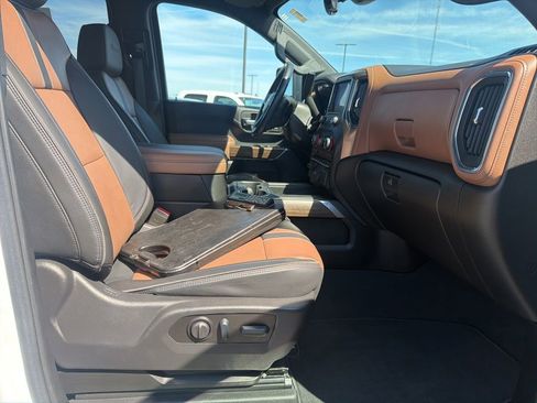 Used 2023 Chevrolet Silverado 2500 High Country w/ Z71 Off-Road Package AWD/4WD image 24