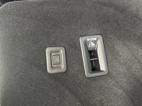 Used 2025 Buick Enclave Sport Touring w/ Power Package image 55