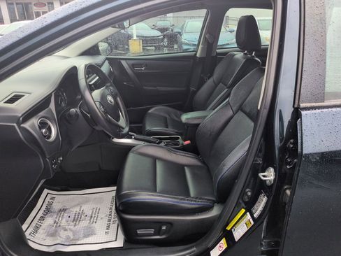 Used 2019 Toyota Corolla XSE image 9