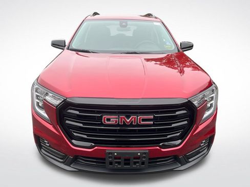 Used 2023 GMC Terrain SLE w/ Driver Convenience Package AWD/4WD image 9