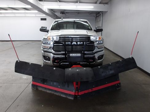 Used 2019 RAM 2500 Laramie AWD/4WD image 4