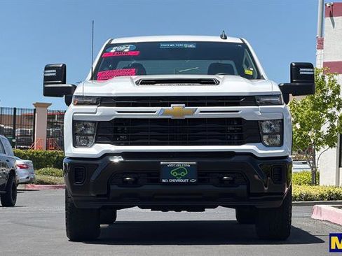 Certified 2024 Chevrolet Silverado 2500 Custom w/ Custom Value Package AWD/4WD image 9