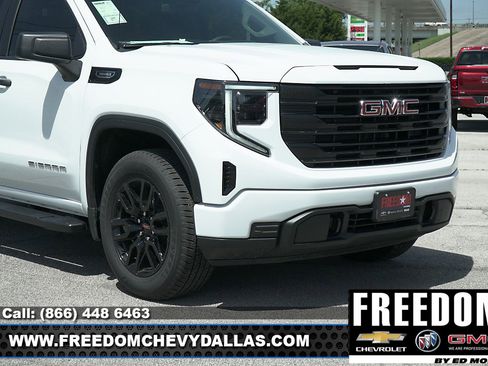 New 2025 GMC Sierra 1500 Pro w/ Graphite Edition image 39