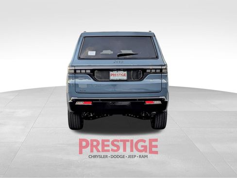 New 2026 Jeep Grand Wagoneer Limited AWD/4WD image 6