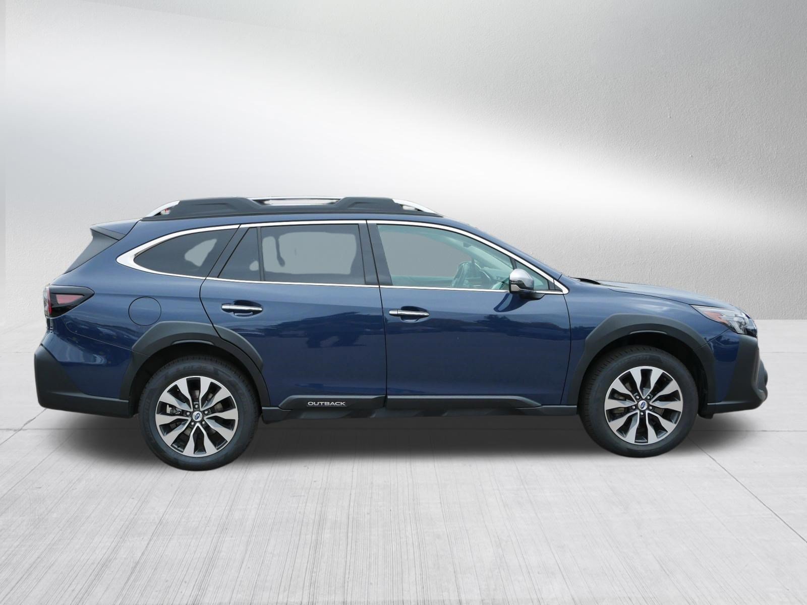 Used 2024 Subaru Outback Touring XT w/ Tech Package 3 AWD/4WD image 8